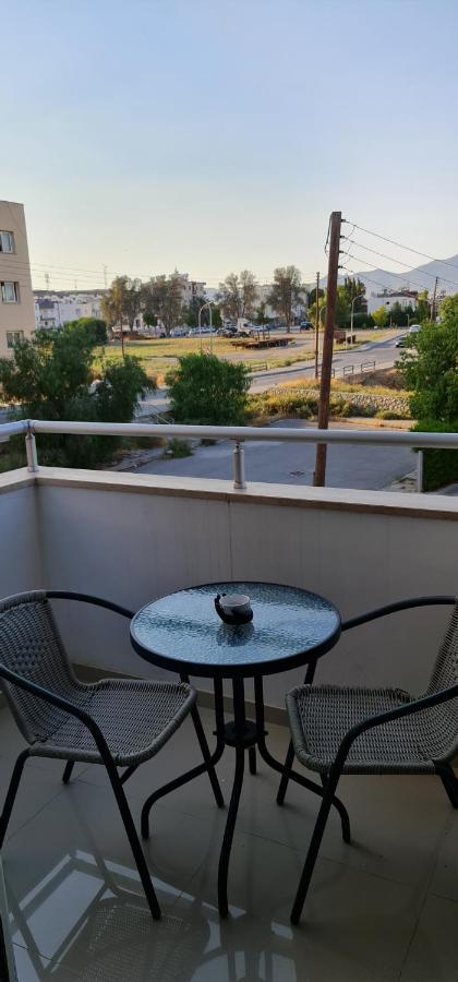Oytam Apt Nicosia Esterno foto