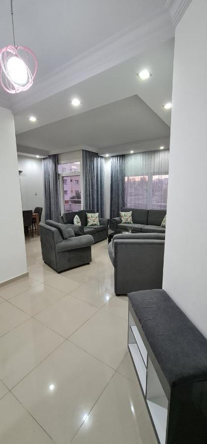 Oytam Apt Nicosia Esterno foto