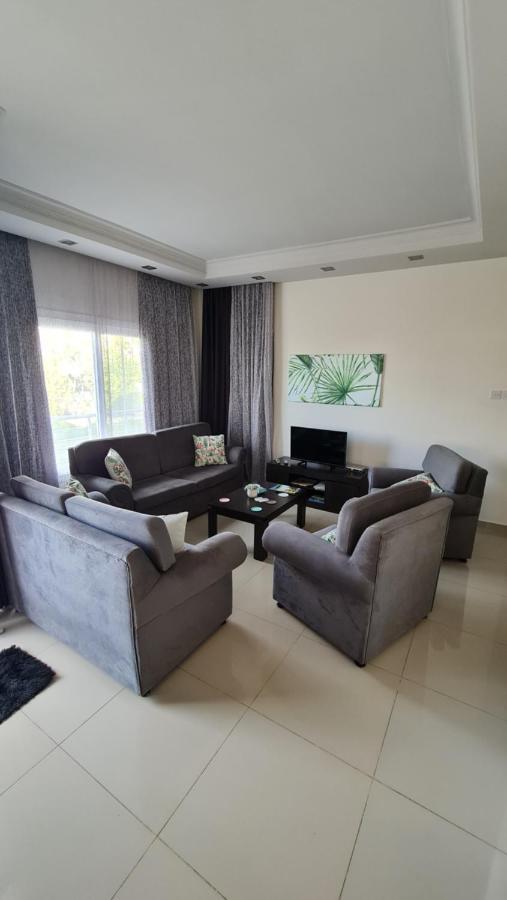 Oytam Apt Nicosia Esterno foto